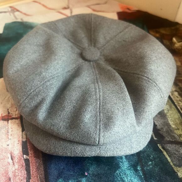 Classic Grey Wool Newsboy Cap - Picture 2 of 3